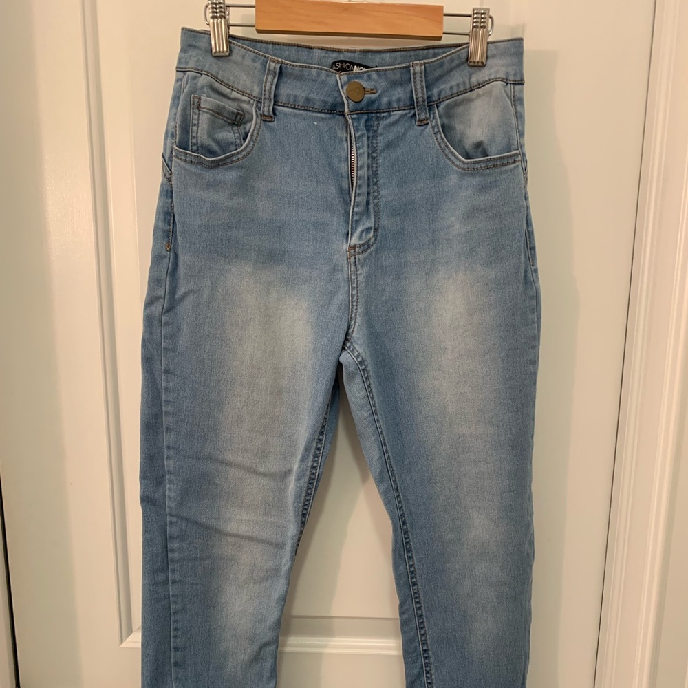 Light Blue Fashion Nova Fitted Jeans Size: 11